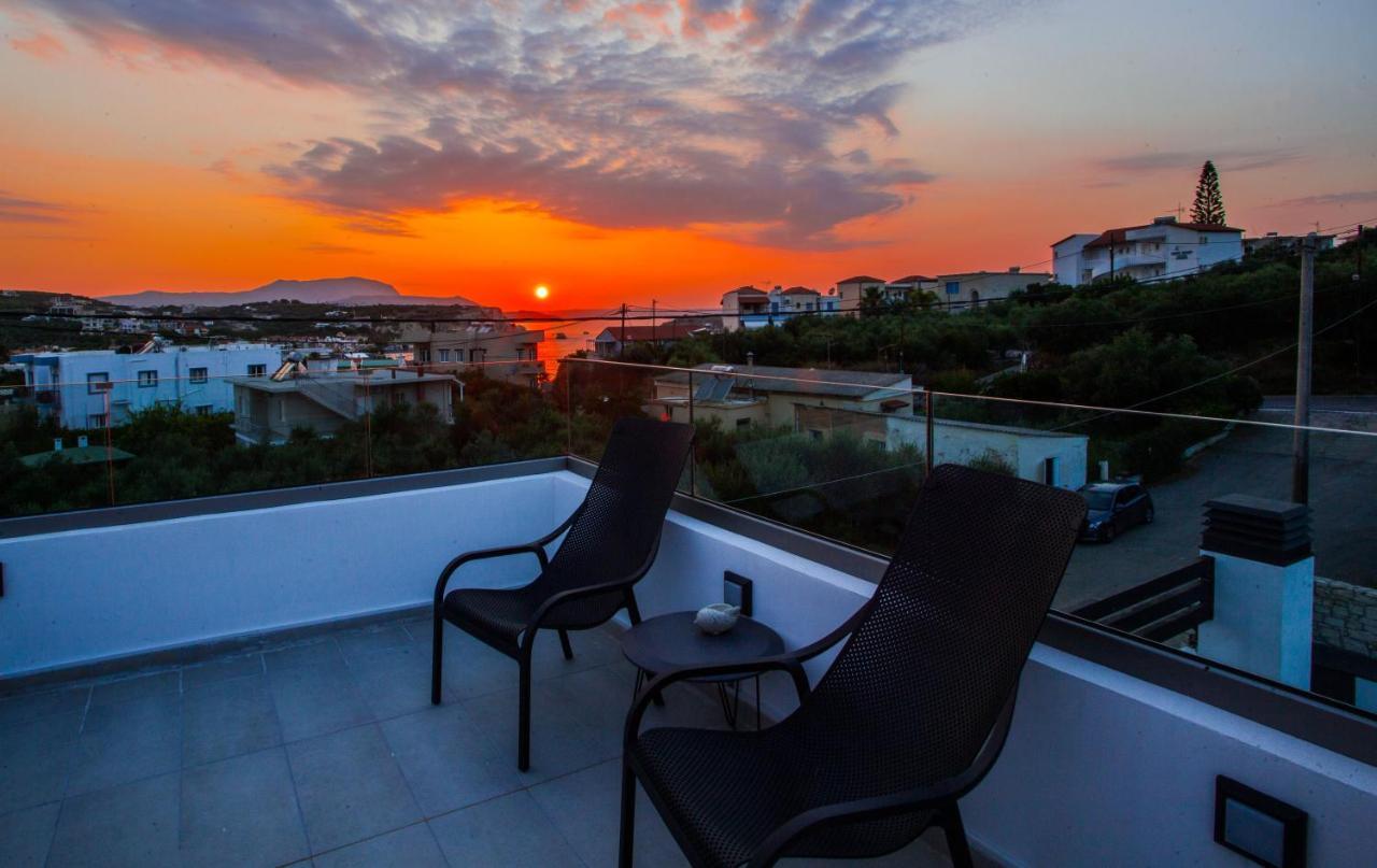 Avrilia Seaside Villa Heated Pool Almirida Exteriör bild